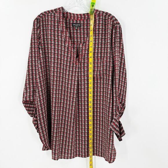 Lord & Taylor Black Red Printed V-Neck Roll Tab Sleeve Career Tunic Top Size 0X - Picture 8 of 10